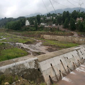 常青泵站二期土建工程穿堤部分，消力池